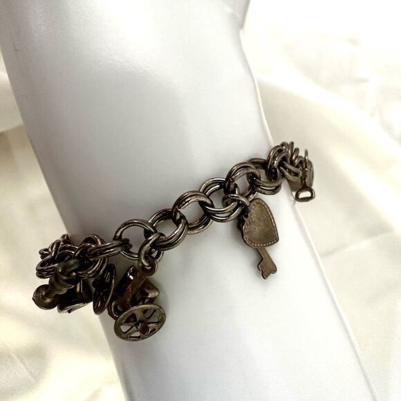 Silver tone charm bracelet - Picture 3 of 10